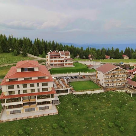 Magnolija Resort Ponikva Kočani Exterior foto